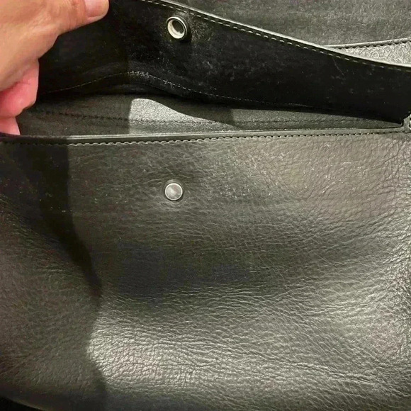 🌟RARE BLACK🌟SHINOLA E/W East West
Messenger Bag  Navigator Leather Laptop - Picture 10 of 16